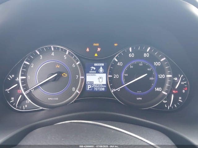 2017 INFINITI QX80 7