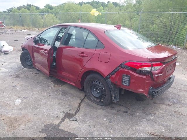 2024 TOYOTA COROLLA LE 3