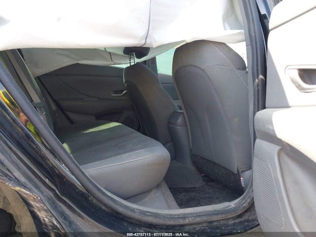 2022 HYUNDAI ELANTRA SEL 8