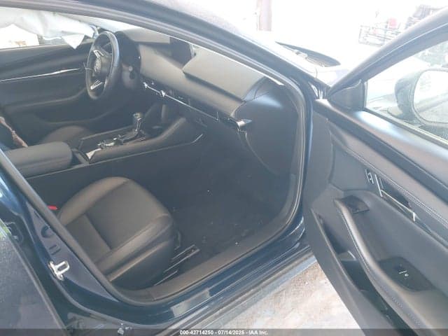 2022 MAZDA MAZDA3 PREFERRED 5