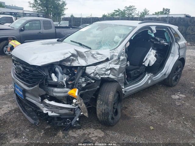 2023 FORD EDGE SE 2