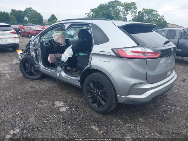2023 FORD EDGE SE 3