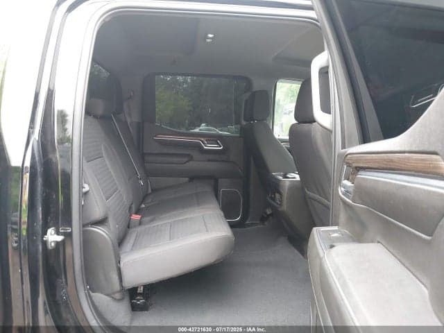 2022 CHEVROLET SILVERADO 1500 4WD STANDARD BED LT 8