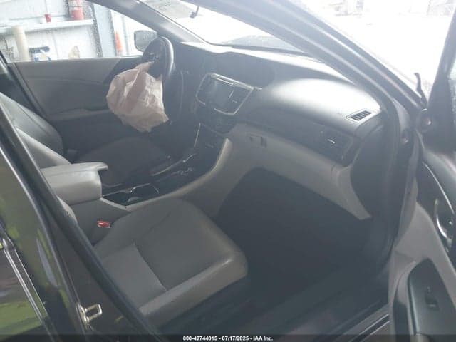2017 HONDA ACCORD EX-L 5