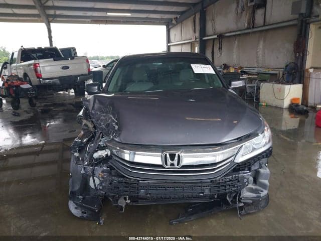2017 HONDA ACCORD EX-L 6