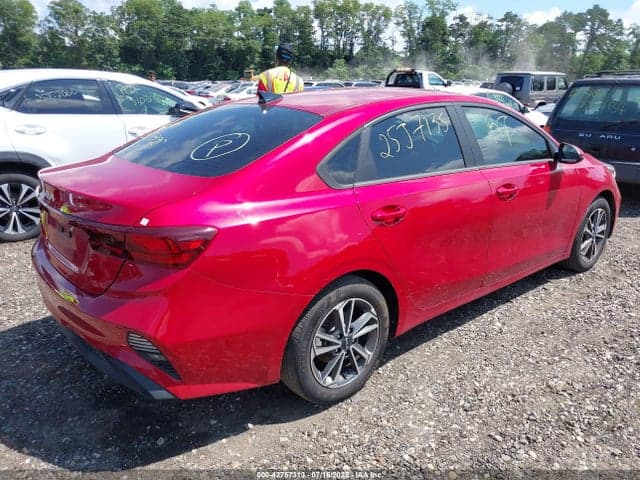 2023 KIA FORTE LXS 4