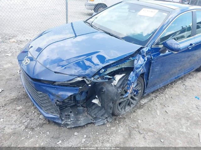 2025 TOYOTA CAMRY XLE 6