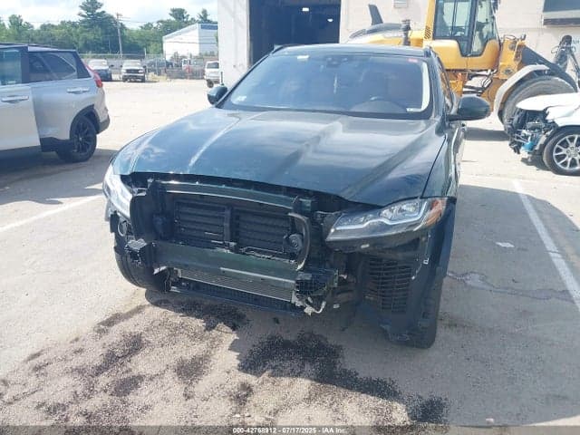2017 JAGUAR F-PACE 35T 6