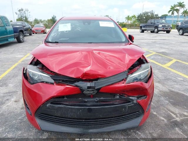 2018 TOYOTA COROLLA LE 11