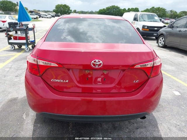 2018 TOYOTA COROLLA LE 15