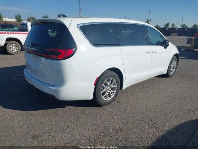 2024 CHRYSLER PACIFICA TOURING L 4