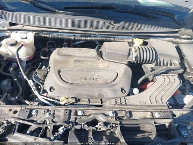2024 CHRYSLER PACIFICA TOURING L 10