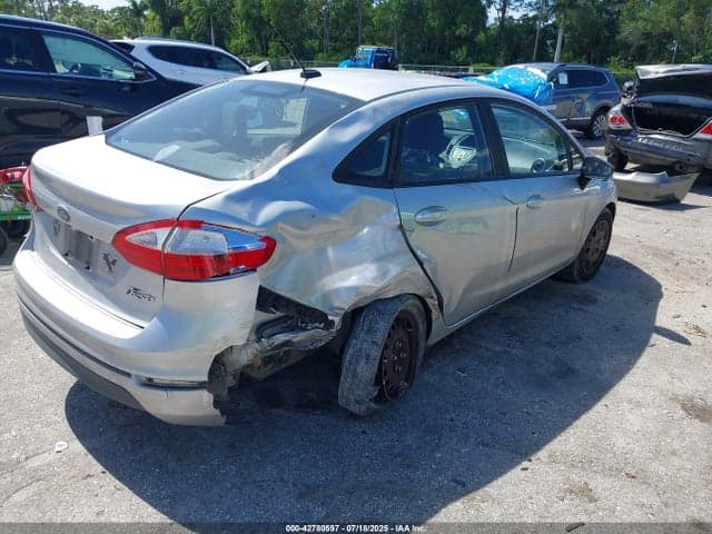 2019 FORD FIESTA S 4