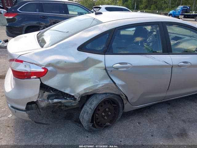2019 FORD FIESTA S 6