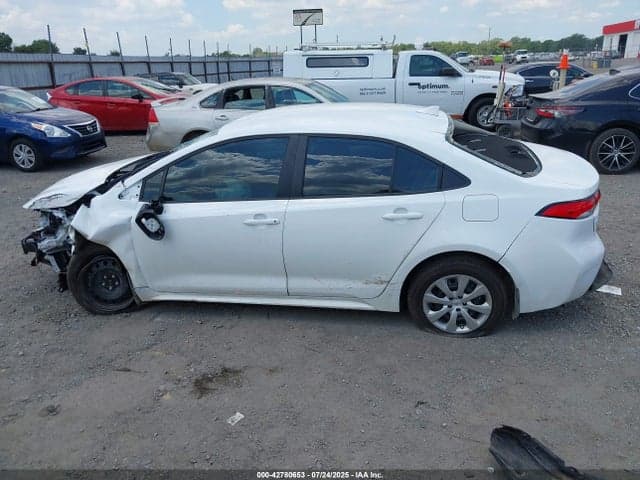 2025 TOYOTA COROLLA LE 14
