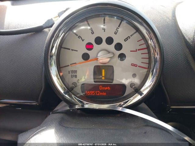 2013 MINI COUNTRYMAN COOPER 7