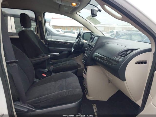 2017 DODGE GRAND CARAVAN SE 5
