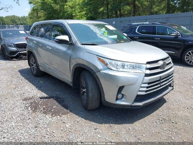 2018 TOYOTA HIGHLANDER LE PLUS 1