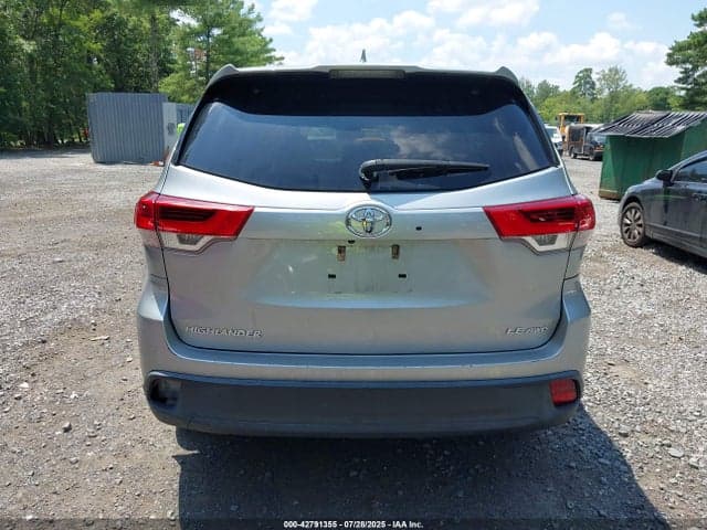 2018 TOYOTA HIGHLANDER LE PLUS 16