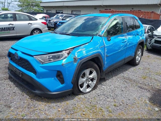 2020 TOYOTA RAV4 HYBRID XLE 2