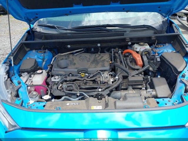 2020 TOYOTA RAV4 HYBRID XLE 10
