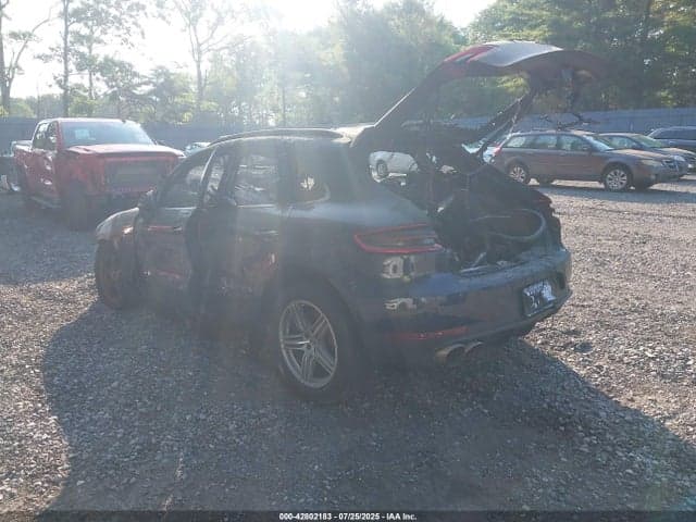 2015 PORSCHE MACAN S 3