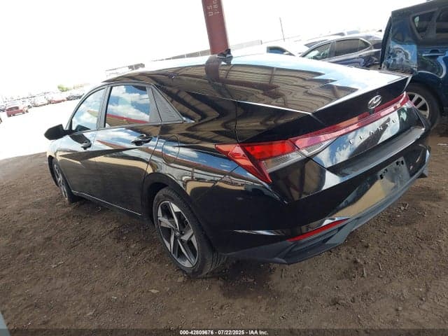 2023 HYUNDAI ELANTRA SEL 3