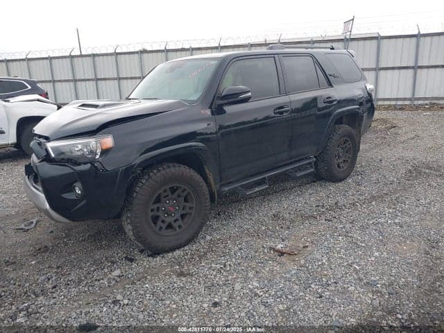 2024 TOYOTA 4RUNNER TRD OFF ROAD PREMIUM 2