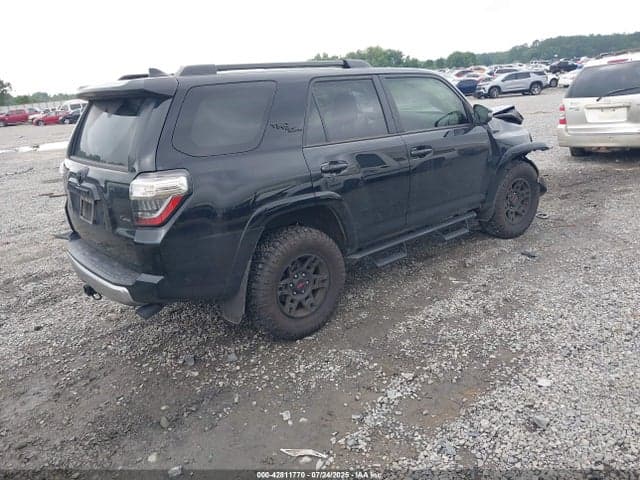 2024 TOYOTA 4RUNNER TRD OFF ROAD PREMIUM 4