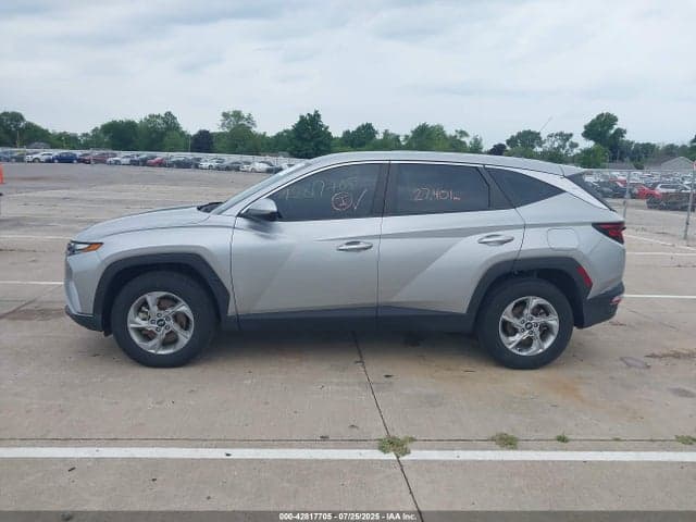 2024 HYUNDAI TUCSON SE 15