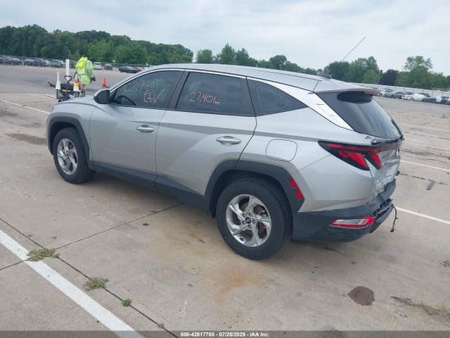 2024 HYUNDAI TUCSON SE 3