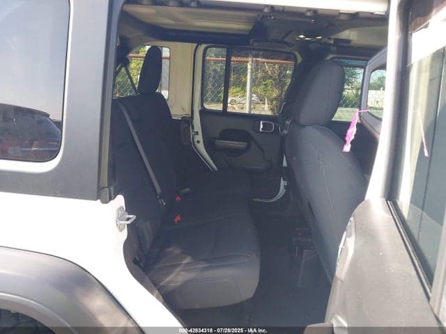 2021 JEEP WRANGLER UNLIMITED WILLYS 4X4 8