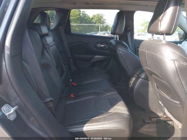 2019 JEEP CHEROKEE LIMITED 4X4 8