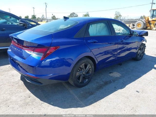 2021 HYUNDAI ELANTRA SEL 4