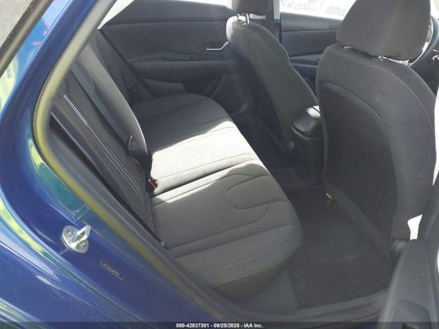 2021 HYUNDAI ELANTRA SEL 8