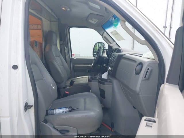 2021 FORD E-350 CUTAWAY 6