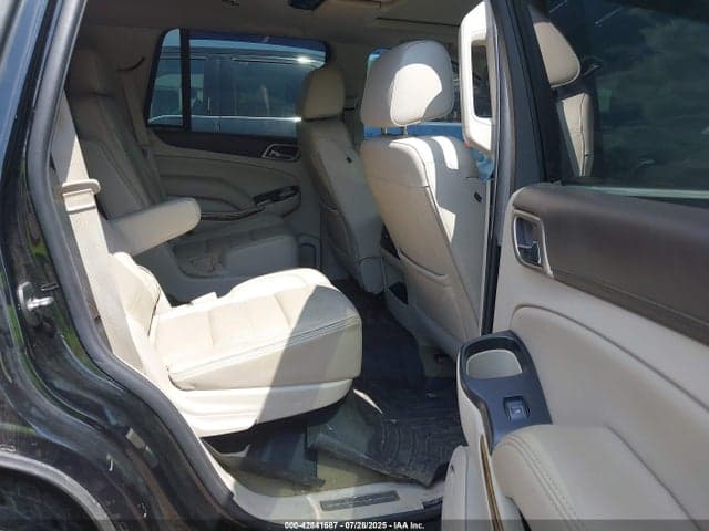 2017 GMC YUKON DENALI 8