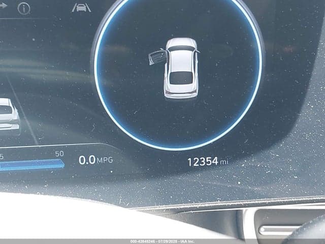 2024 HYUNDAI ELANTRA SEL 15