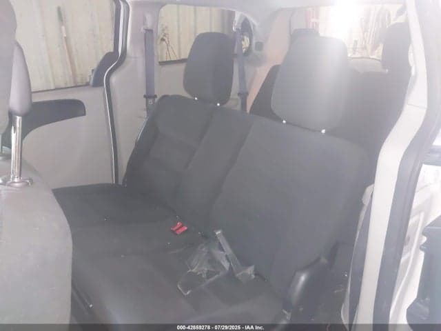 2017 DODGE GRAND CARAVAN SE 8