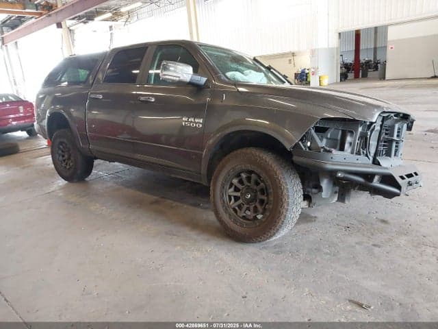 2017 RAM 1500 LARAMIE 4X4 5'7 BOX 1