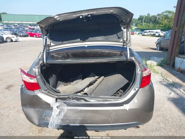 2019 TOYOTA COROLLA LE 6