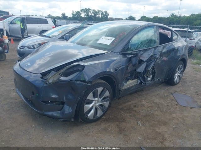 2023 TESLA MODEL Y RWD 2