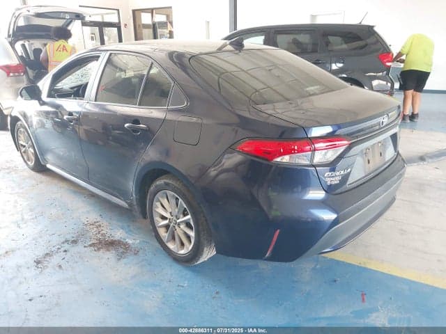 2021 TOYOTA COROLLA LE 3