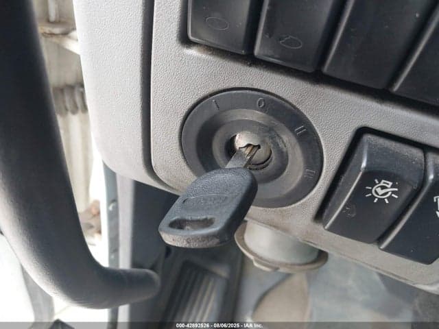 2017 PETERBILT 579 11