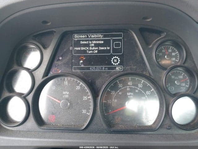 2017 PETERBILT 579 6
