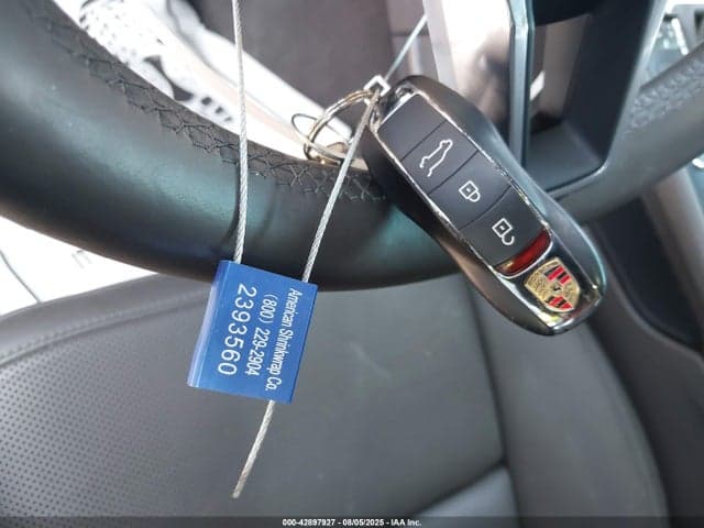 2019 PORSCHE MACAN S 11