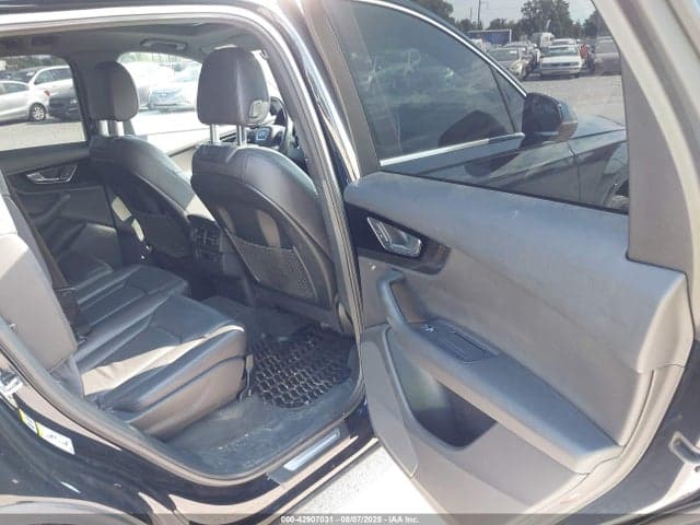 2017 AUDI Q7 3.0T PREMIUM 8
