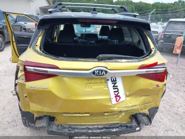 2021 KIA SELTOS S 19