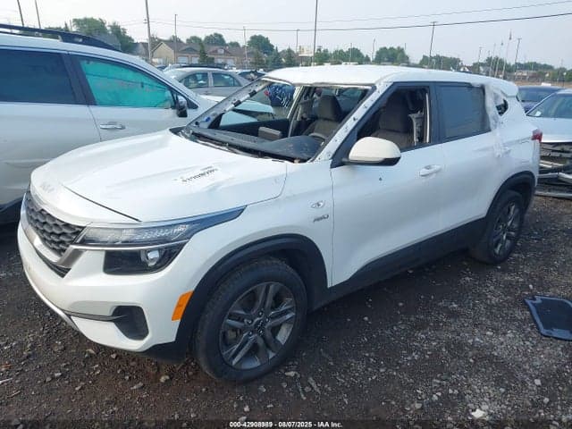 2023 KIA SELTOS LX 2