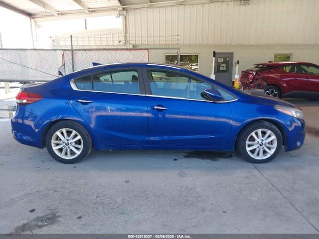 2017 KIA FORTE S 13